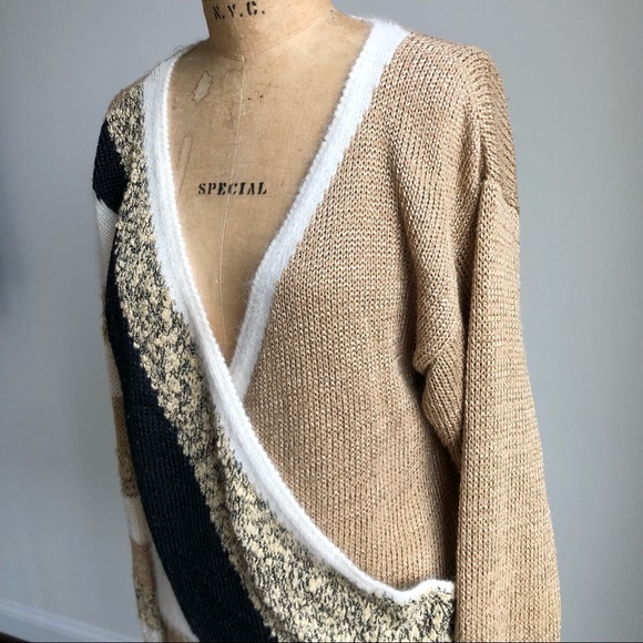 Vintage James St. John Deep V-neck Sweater - Picture 3 of 6